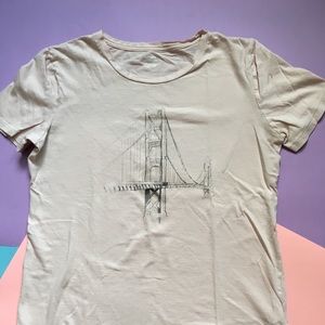 Light pink Golden Gate Bridge T-shirt